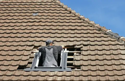 Pose de velux - Moussy-le-Neuf